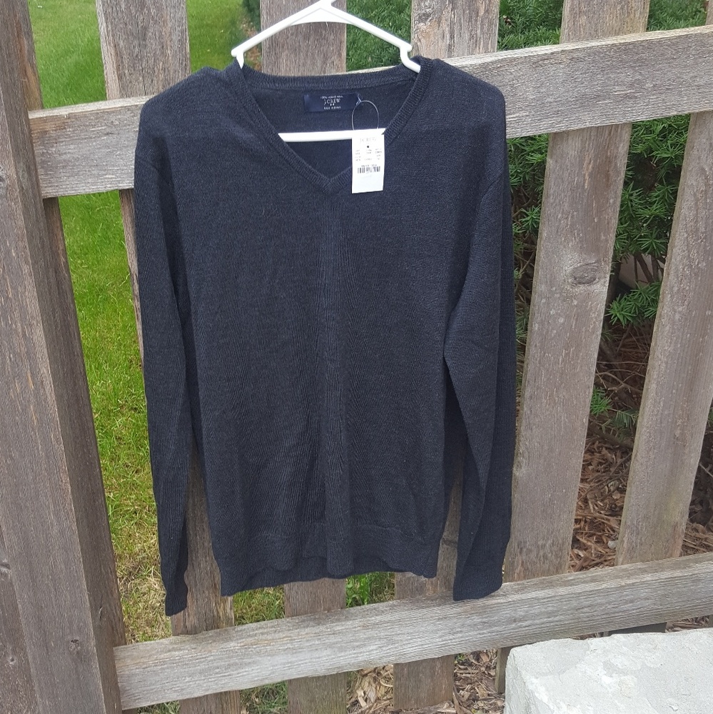 Jcrew men's V-neck sweater
